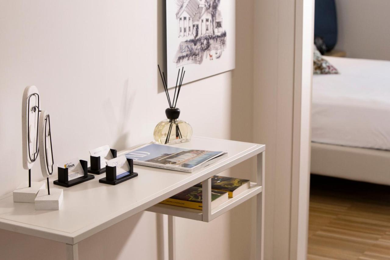 Vivaldo Suite Piazza Dei Martiri - Guest House Napoli Eksteriør billede