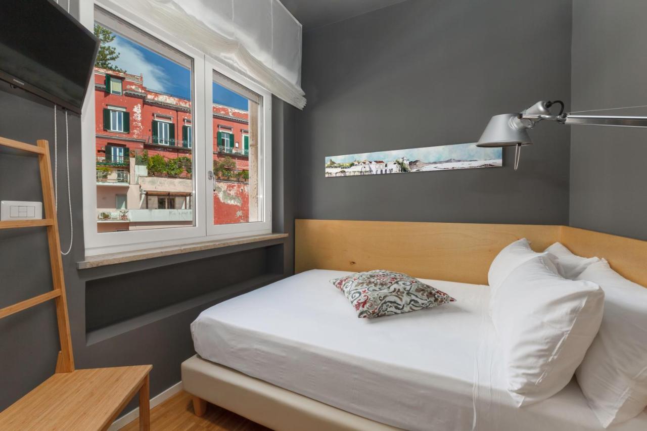 Vivaldo Suite Piazza Dei Martiri - Guest House Napoli Eksteriør billede