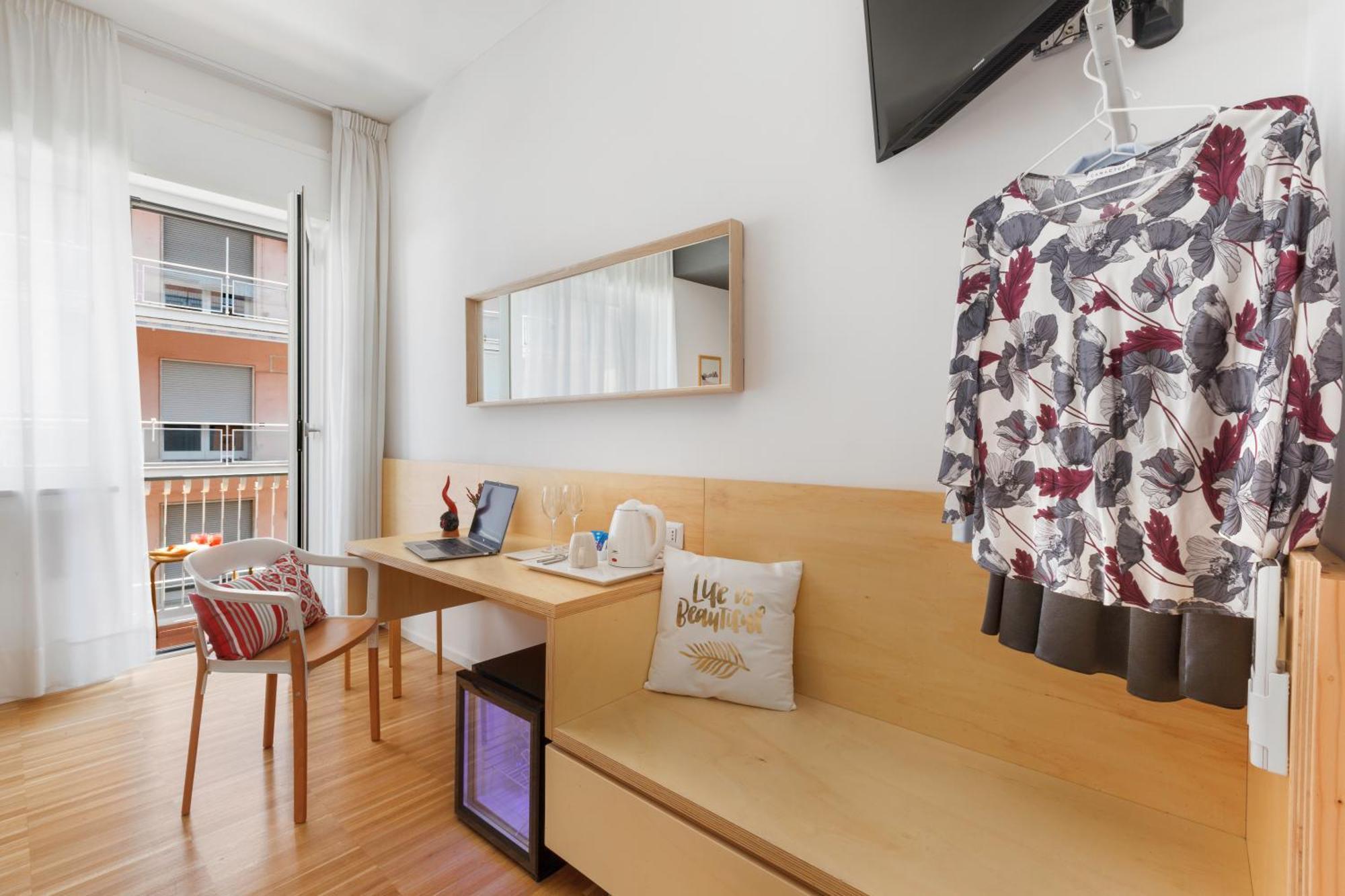 Vivaldo Suite Piazza Dei Martiri - Guest House Napoli Eksteriør billede