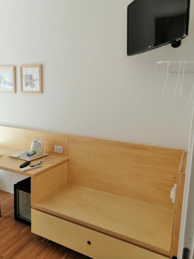 Vivaldo Suite Piazza Dei Martiri - Guest House Napoli Eksteriør billede