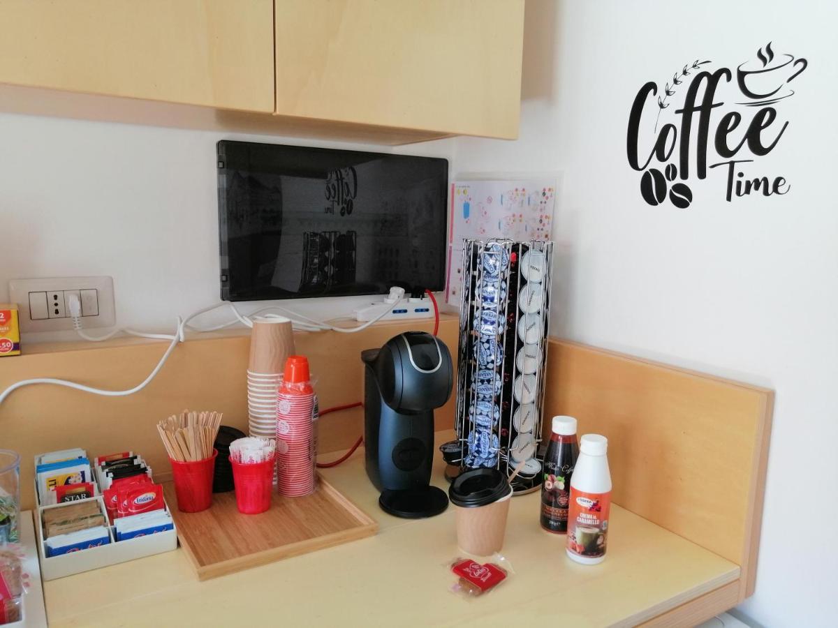 Vivaldo Suite Piazza Dei Martiri - Guest House Napoli Eksteriør billede